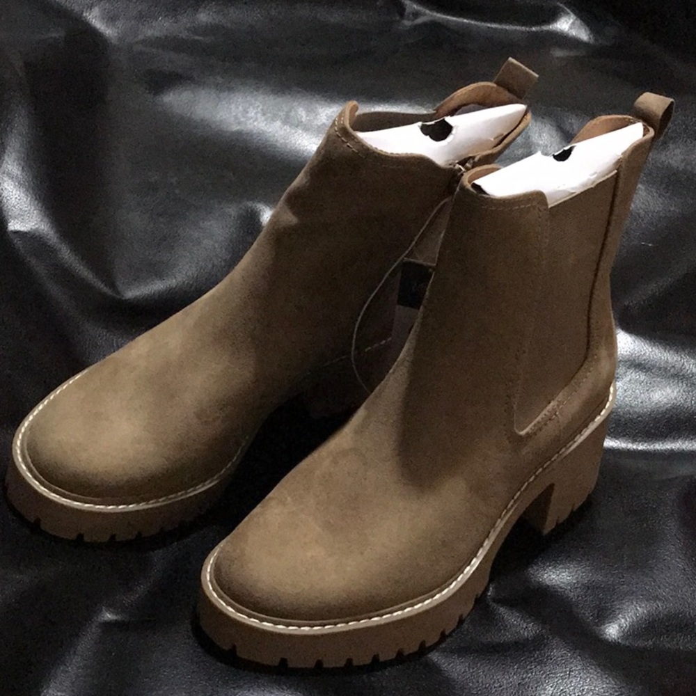 Chelsea boots